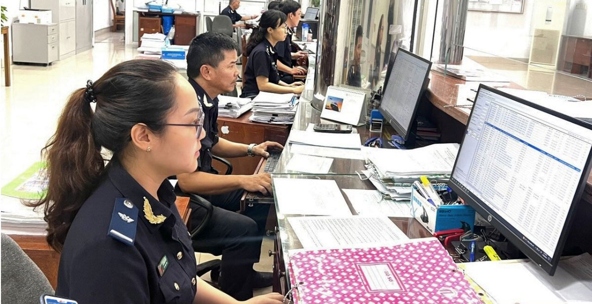 Thanh lý hải quan